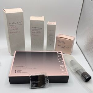 Mary Kay Skincare & Compact Pro Set - Pink and Black